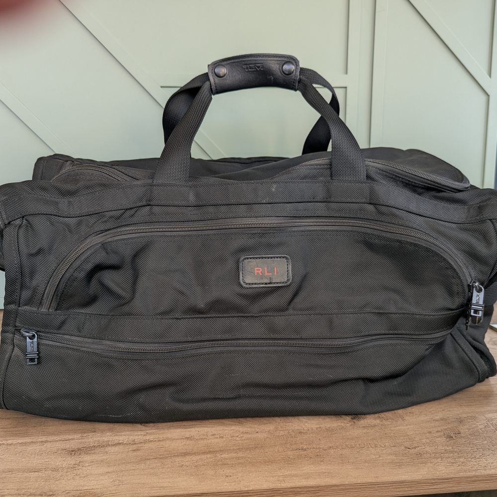 Tumi Classic Black Duffel Bag - Picture 2 of 14